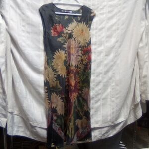 Johnny was silk floral print dress sz small